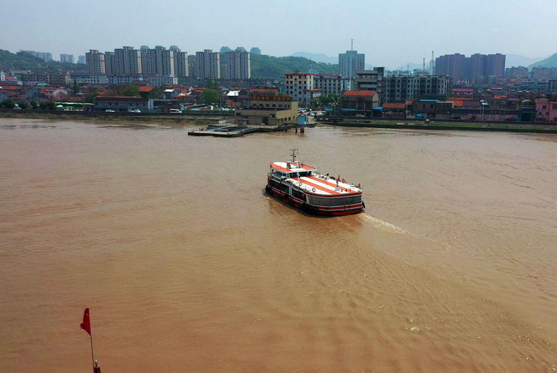 小小渡船世界大,渡口停渡,两岸网友共追忆