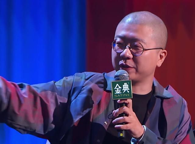 冠军作小工亚军遭淘汰脱口秀大会4第一期就炸