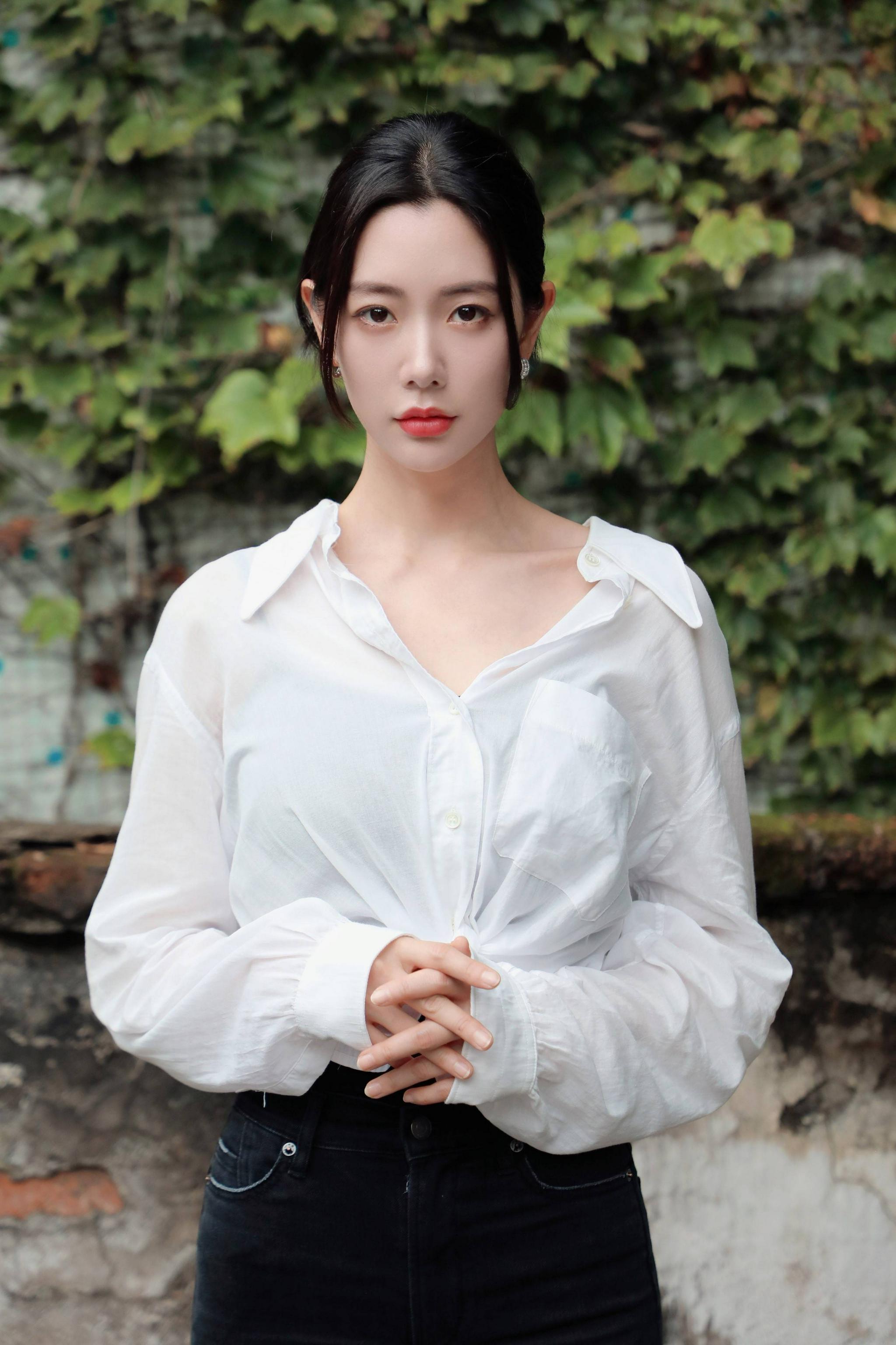 克拉拉新作品深爱七夕上映独立洒脱实力诠释职场女性