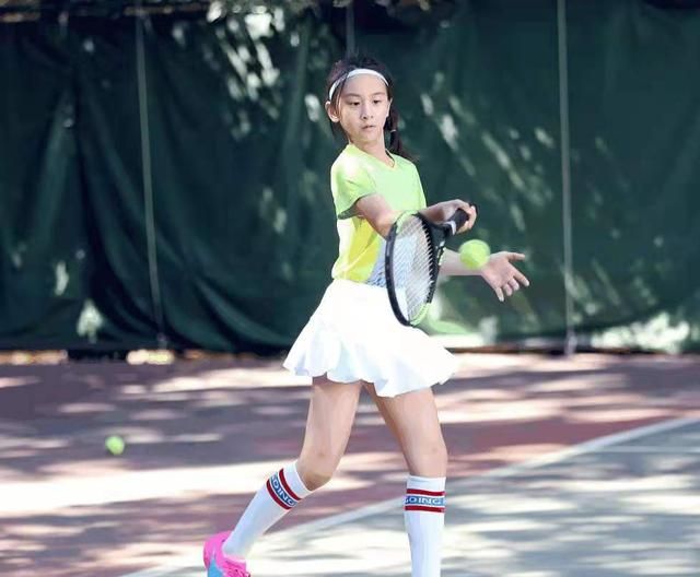 本以为15岁的多多已经够高,看到13岁的森碟,才知道基因的强大休闲区蓝鸢梦想 - Www.slyday.coM