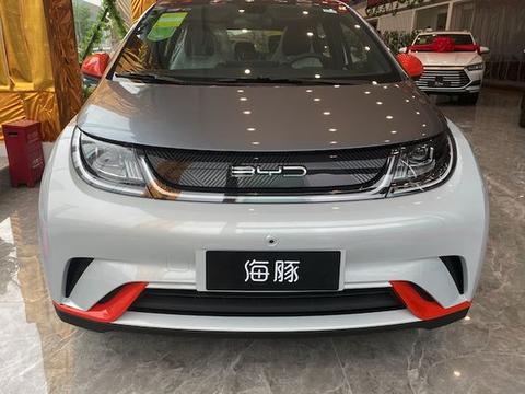 比亚迪被曝4个月无法提车定金不给退 交车时间