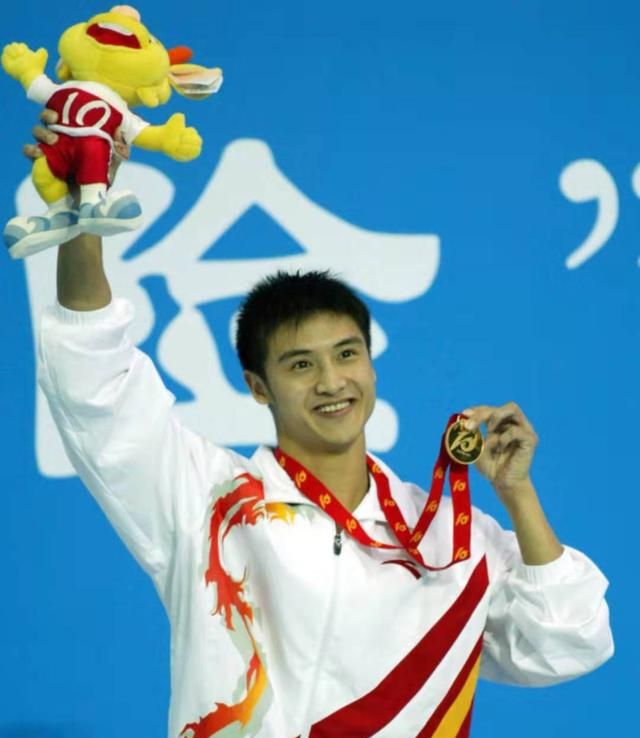 本以为15岁的多多已经够高,看到13岁的森碟,才知道基因的强大休闲区蓝鸢梦想 - Www.slyday.coM