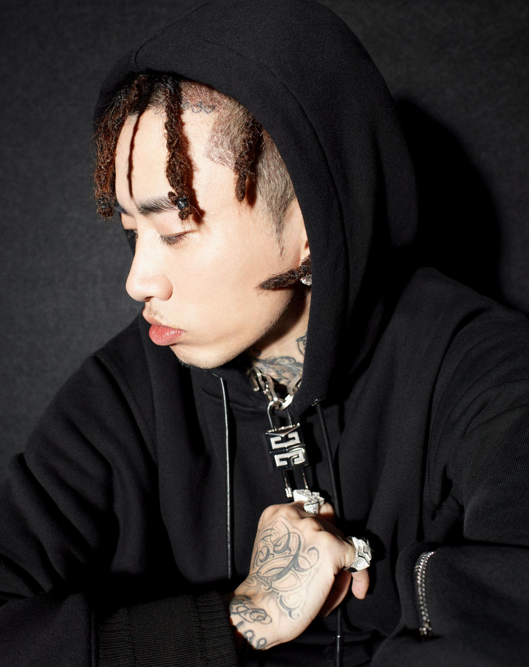 马思唯为漫威唱主题曲电影内容敏感看好这次合作吗