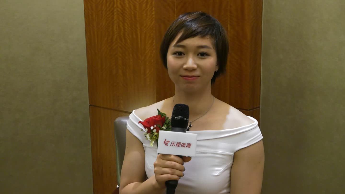 中国体操奥运冠军挺孕肚出镜,素颜照气质动人美出新高度|杨伊琳|奥运