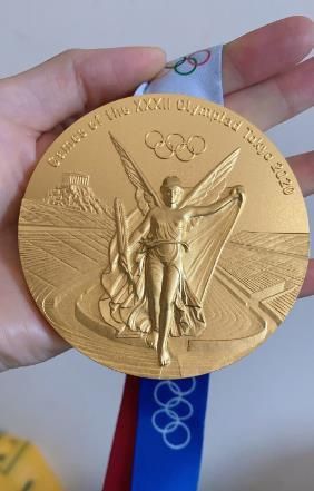 朱坤明：东京奥运会结束了,才从击剑孙一文那里知道了金牌的外观休闲区蓝鸢梦想 - Www.slyday.coM