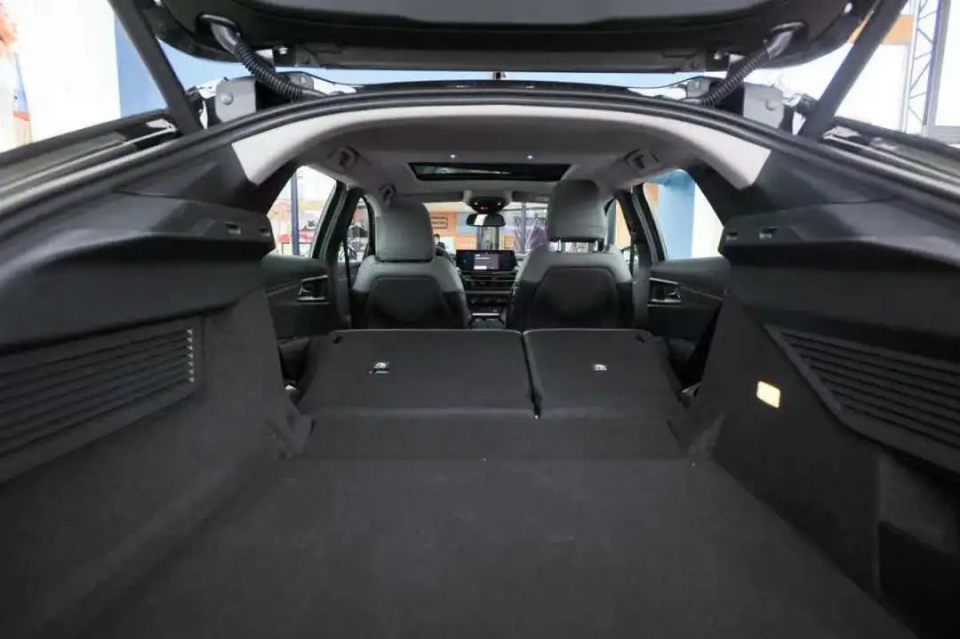 复苏or重生,雪铁龙凡尔赛c5 x拯救法系车?