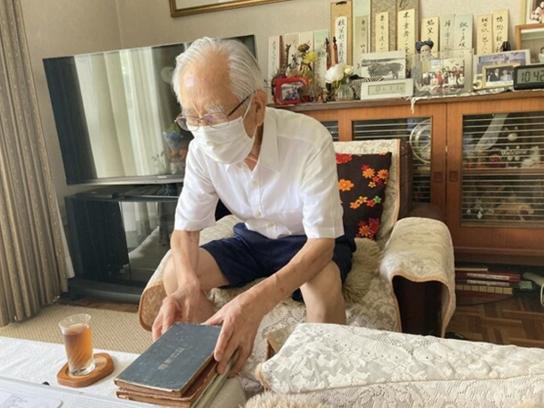 石垣肇接受日本电视台采访（图片来源：日本电视台）