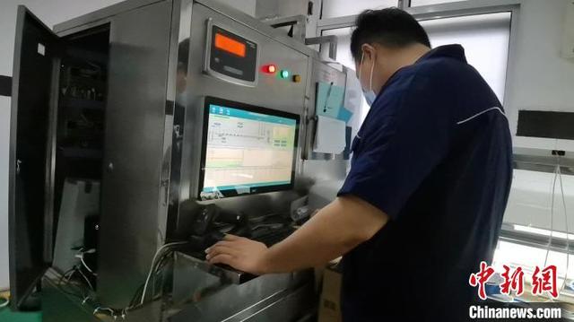 �㽭ĳС΢��ҵһλ�춨Ա���ڲ鿴����Զ��ˮ���Ļش����ݡ� ������ ��