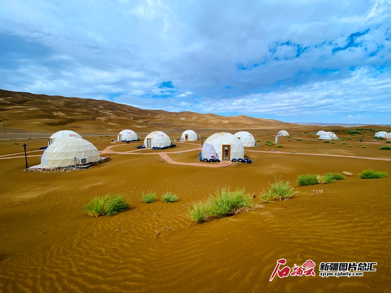 星空营地 拥抱梦中的星月童话