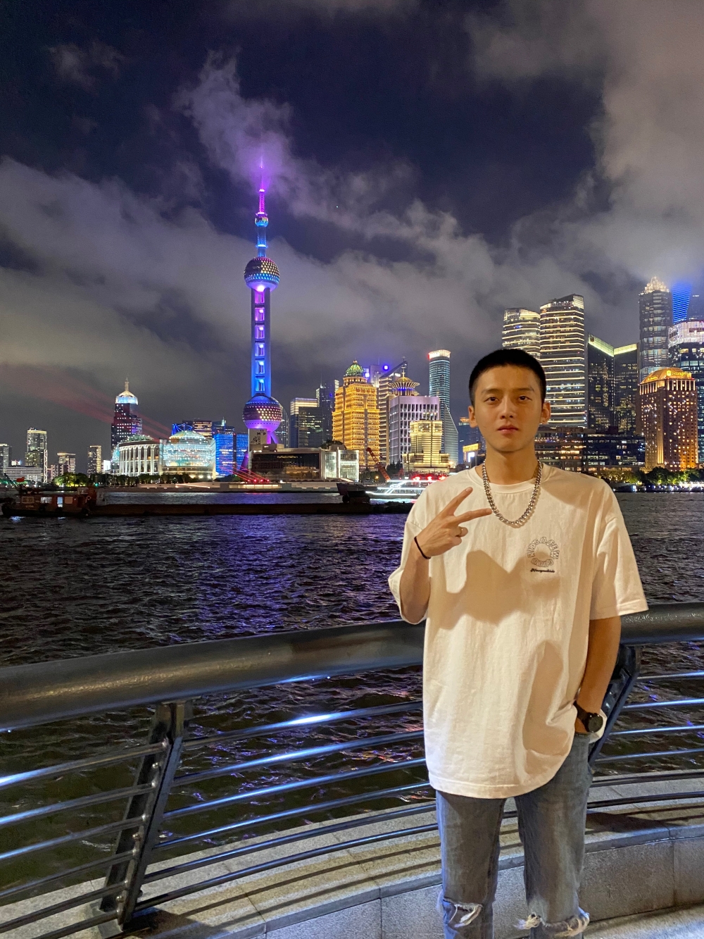 "00后"德阳小伙王泓昊《好声音》惊艳众人幕后:曾想靠体育为国争光