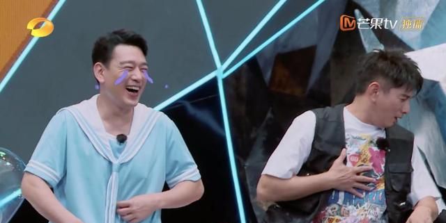 《牛气满满》成大型追星现场,邢昭林、严屹宽、王耀庆变追星男孩休闲区蓝鸢梦想 - Www.slyday.coM 《牛气满满》成大型追星现场,邢昭林、严屹宽、王耀庆变追星男孩休闲区蓝鸢梦想 - Www.slyday.coM