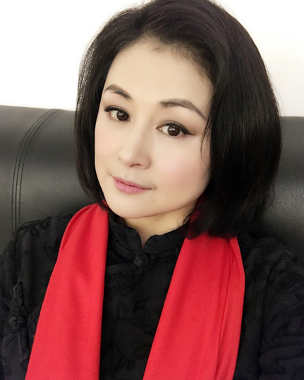 于月仙遗体告别仪式,赵本山未到现场遭网暴?别让已逝之人蒙羞