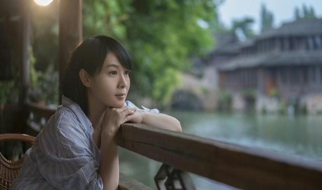 一个向左、一个向右,把老公过成室友,刘若英结婚到底图什么?休闲区蓝鸢梦想 - Www.slyday.coM