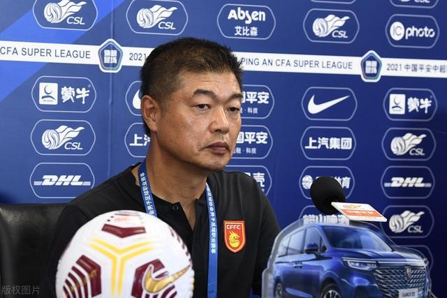 进国足 世界波 造红!尹鸿博助河北胜海港 主帅赛后喊话求支援