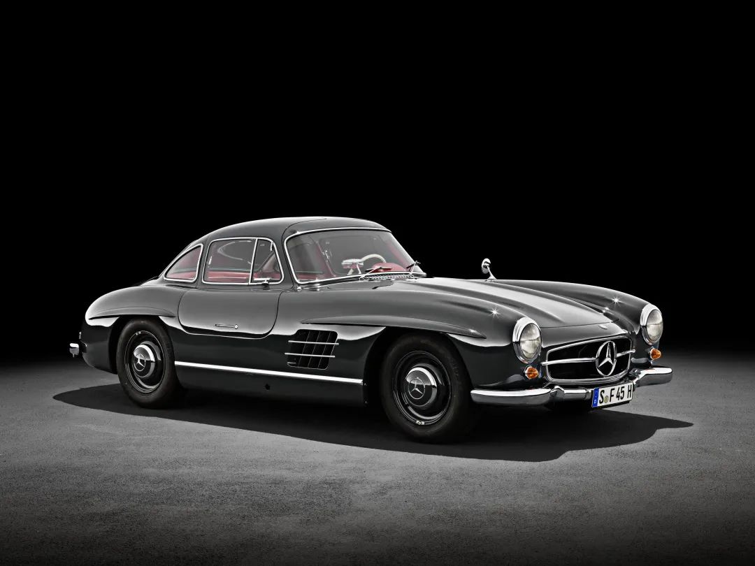 奔驰300sl与美国的渊源:"鸥翼门"其实是设计师的"灵感迸发"