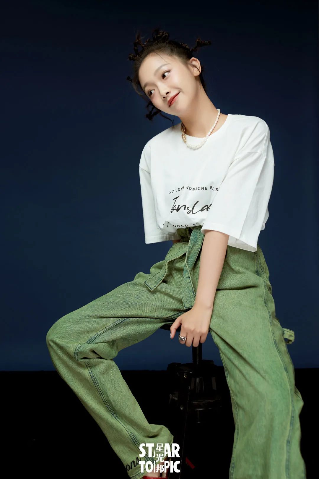 事实上,温茉言一直有在尝试去做不同的事,除了怀抱