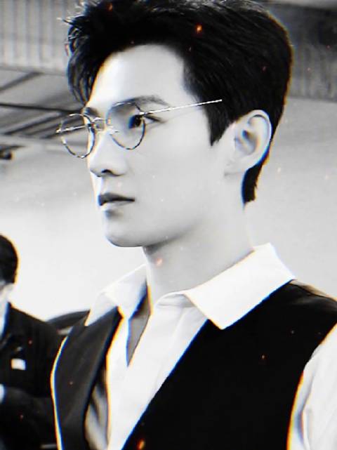 杨洋金丝边眼镜造型! 这谁看了不说一句老公我可以!