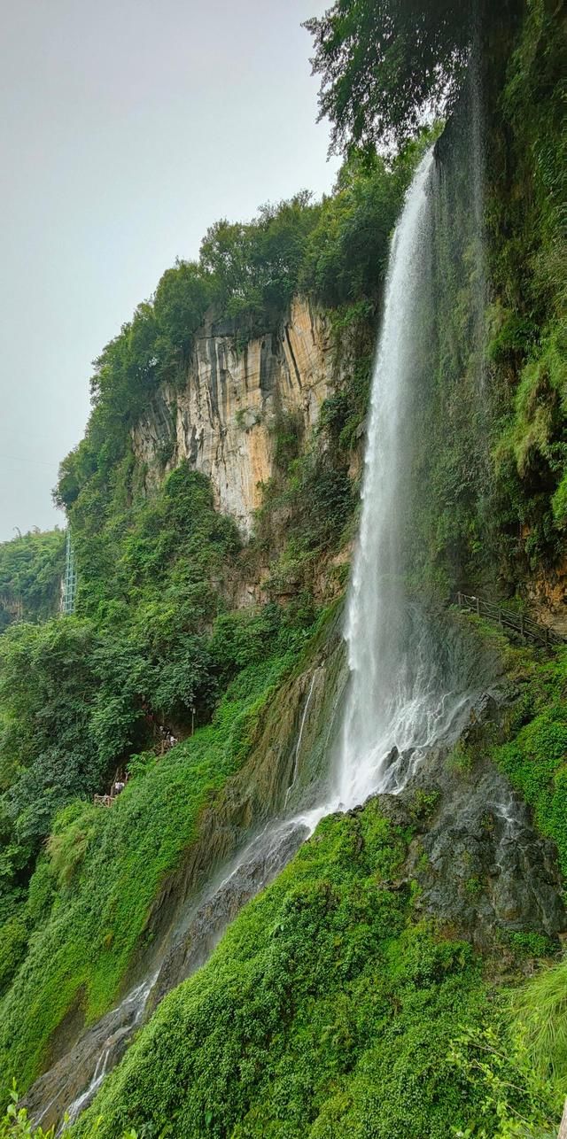 凭什么是中国最美的喀斯特峡谷之一为什么被称作地球最美的伤痕