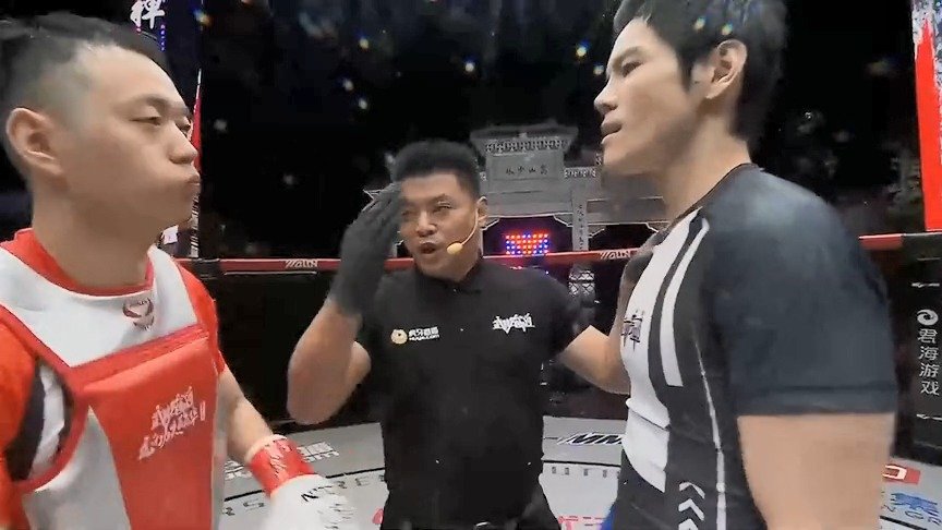 向佐vs药水哥第一回合,向佐不戴护具出战,气势逼人