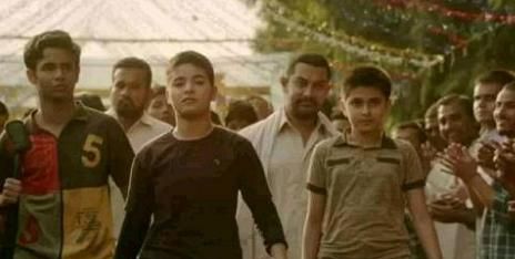 《摔跤吧,爸爸》父亲给孩子的严厉才是最大的爱休闲区蓝鸢梦想 - Www.slyday.coM