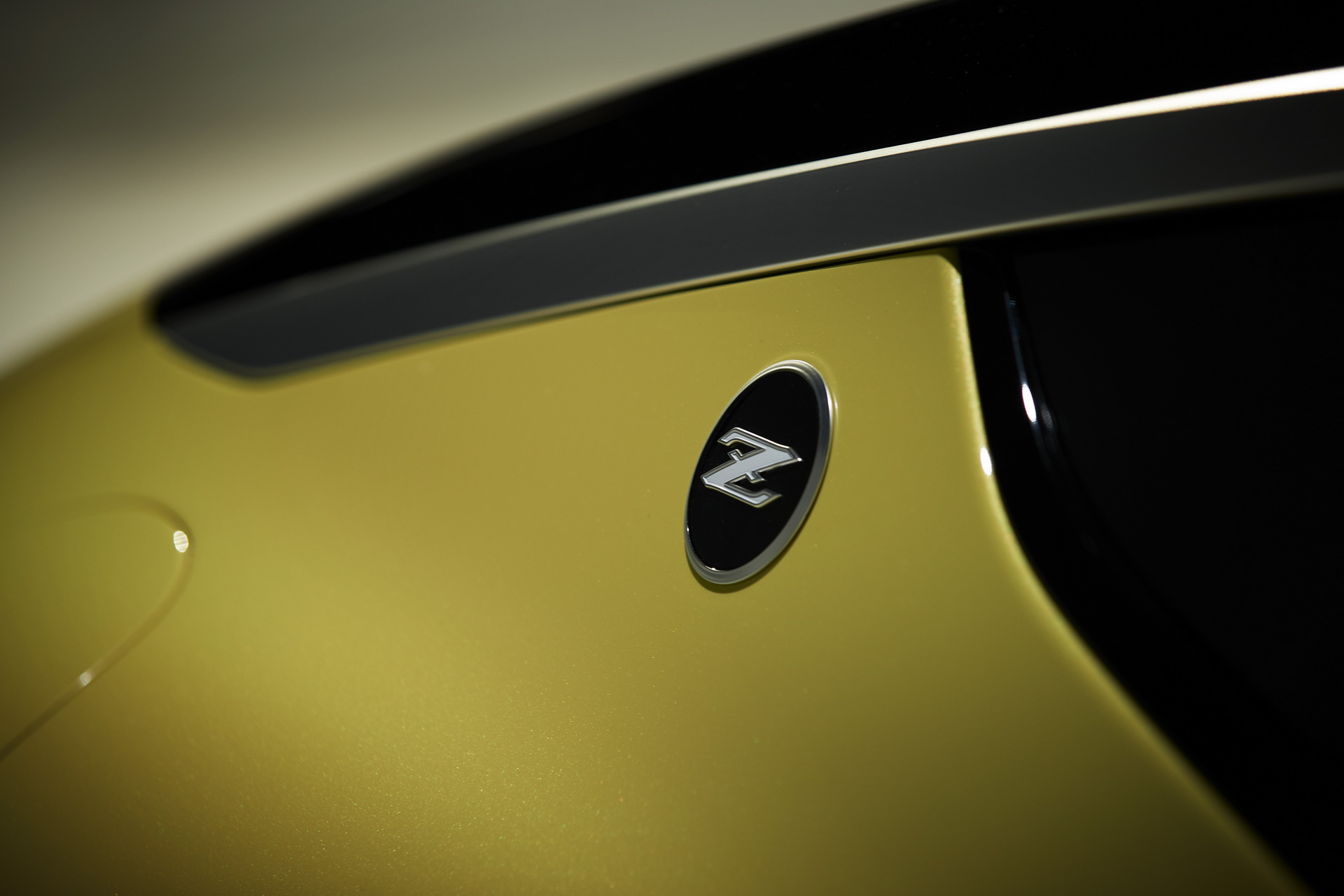 搭载3.0T发动机 日产Z Coupe将8月17日全球首发