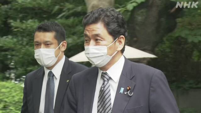 安倍晋三胞弟 日本防卫大臣岸信夫参拜靖国神社 参拜靖国神社 新浪财经 新浪网