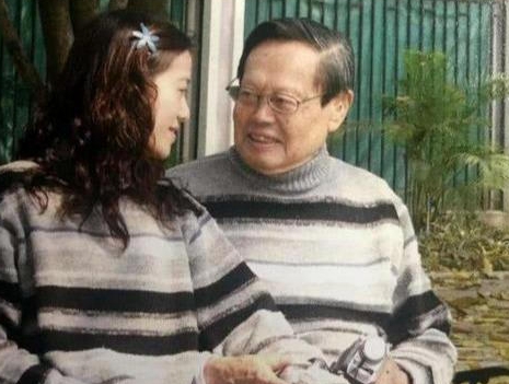2004年，28岁翁帆嫁给82岁杨振宁，结婚17年甜蜜如初，令人羡慕（42岁翁帆嫁给杨振宁真实目的）