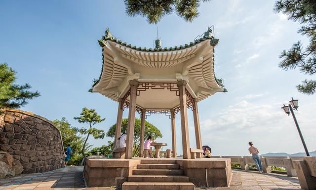 青岛流亭机场正式关闭这座海滨城市美丽精致适合养老度假