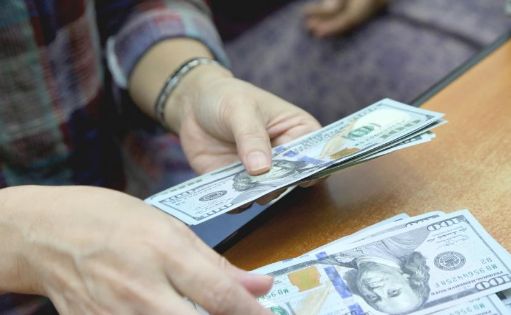 缅币汇率再次急跌,美元兑缅币接近1:1700