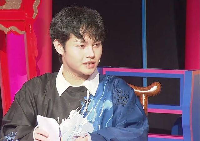 个人观点:虽然说北慕现在在虎牙王者版块人气一直很高,但是他更多的是