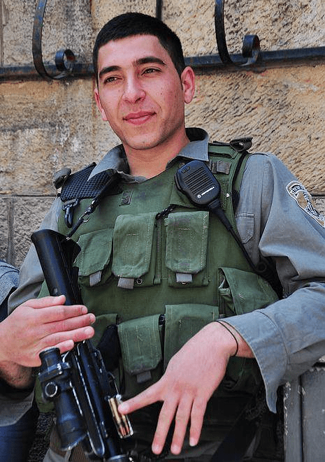 每个以色列公民就是每年放假十一个月的士兵