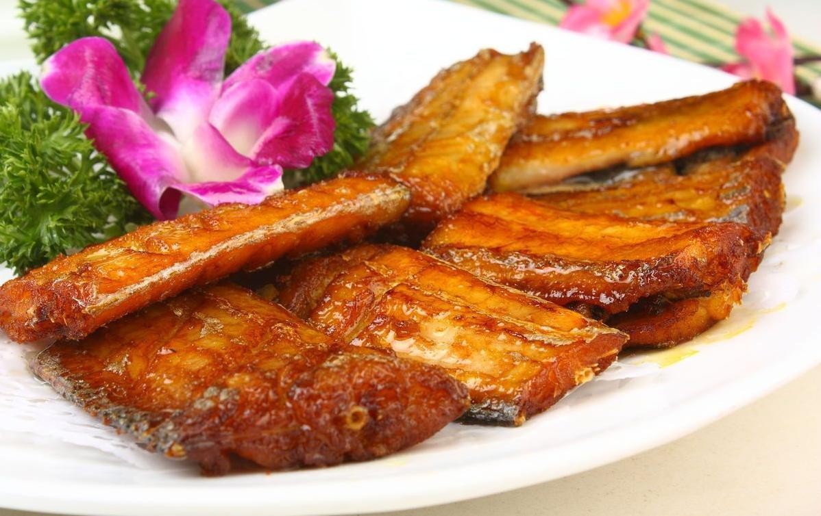 全程不放油,香酥烤带鱼,简单易做,香酥可口,好吃停不下来