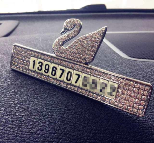 车位被保时捷霸占，打电话挪车遭挂断，车主一个做法：让你再狂休闲区蓝鸢梦想 - Www.slyday.coM