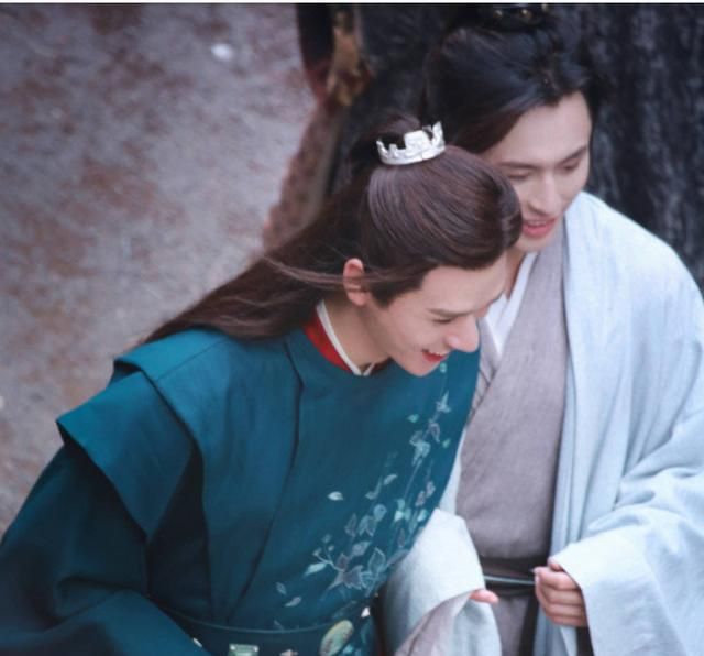 张哲瀚凭一己之力拉跨全组!观众对山河令重新打分,龚俊也受牵连休闲区蓝鸢梦想 - Www.slyday.coM