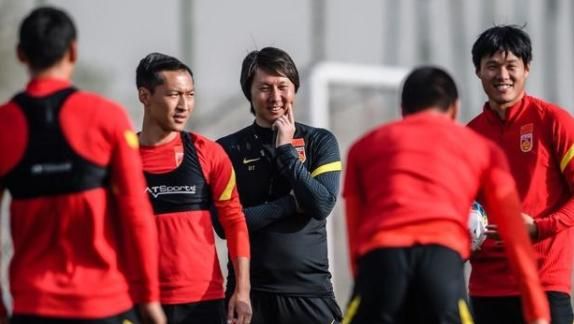 12强赛即将开打,李铁麾下7大奇兵浮现,一悍将踢日本越南最管用休闲区蓝鸢梦想 - Www.slyday.coM 12强赛即将开打,李铁麾下7大奇兵浮现,一悍将踢日本越南最管用休闲区蓝鸢梦想 - Www.slyday.coM