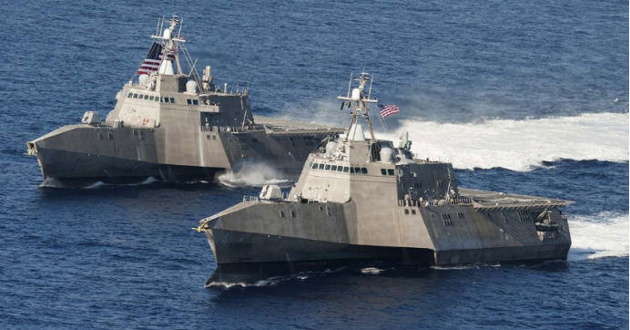 美国海军装备的濒海战斗舰。