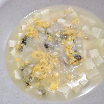 海蠣子豆腐湯