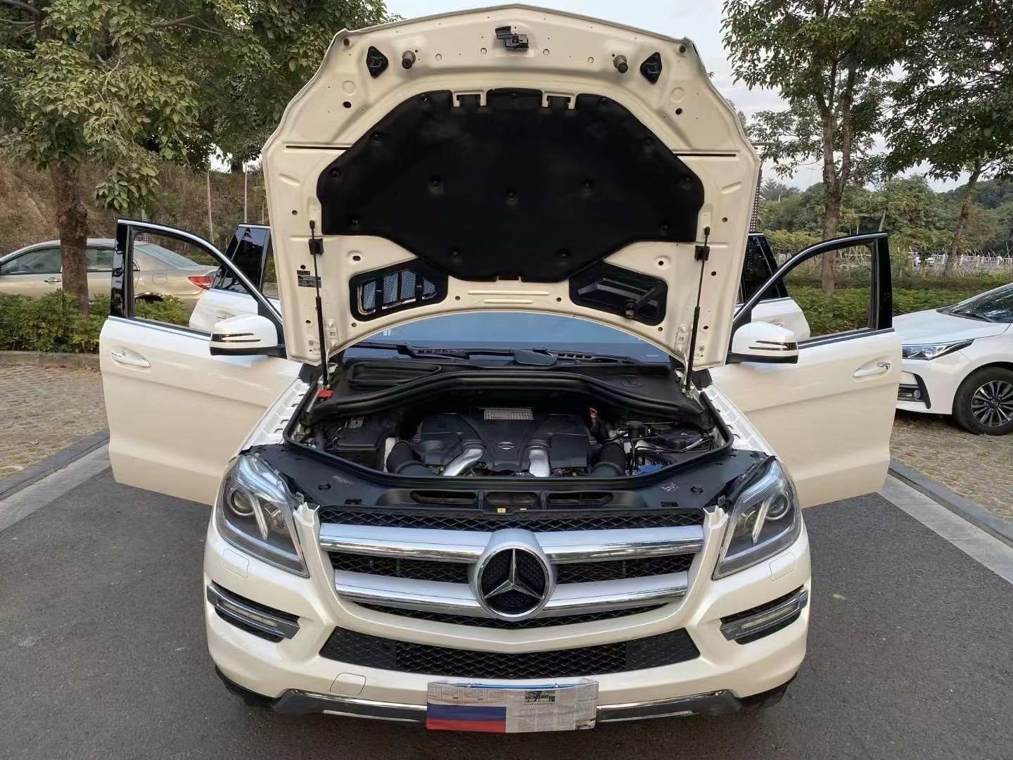 6l自然吸气发动机,最大功率340马力250kw,最大扭矩为460nm.