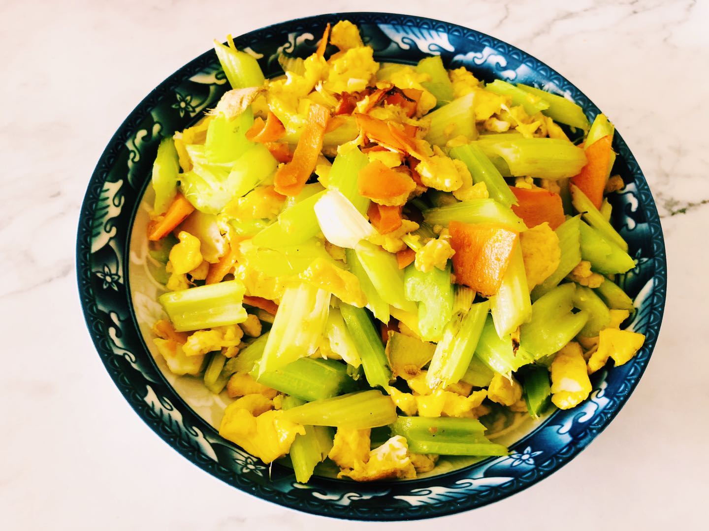 芹菜|炒鸡蛋|胡萝卜片_新浪新闻