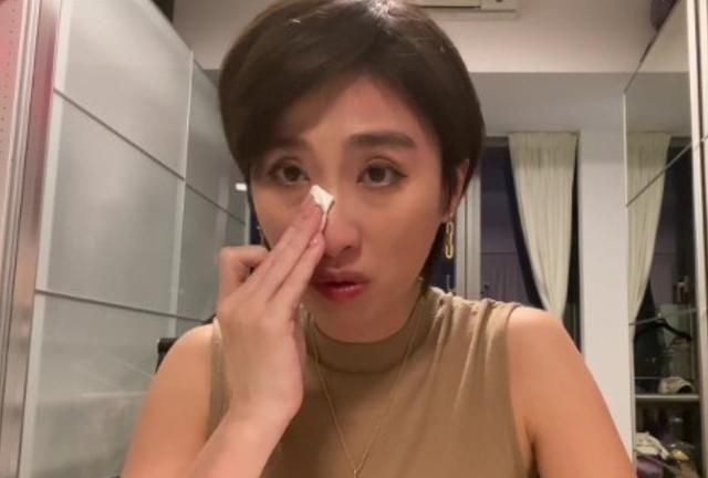 凤小岳沉重宣布怀胎9月妻子流产!腹中胎儿长肿瘤,肾发育不全