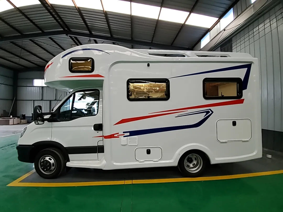 秋天的第一次旅行丨山东中房房车依维柯欧胜大额头