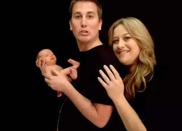 杜淳女儿看着爸爸5秒钟就哭?宝宝开始认生,说明她长大啦休闲区蓝鸢梦想 - Www.slyday.coM