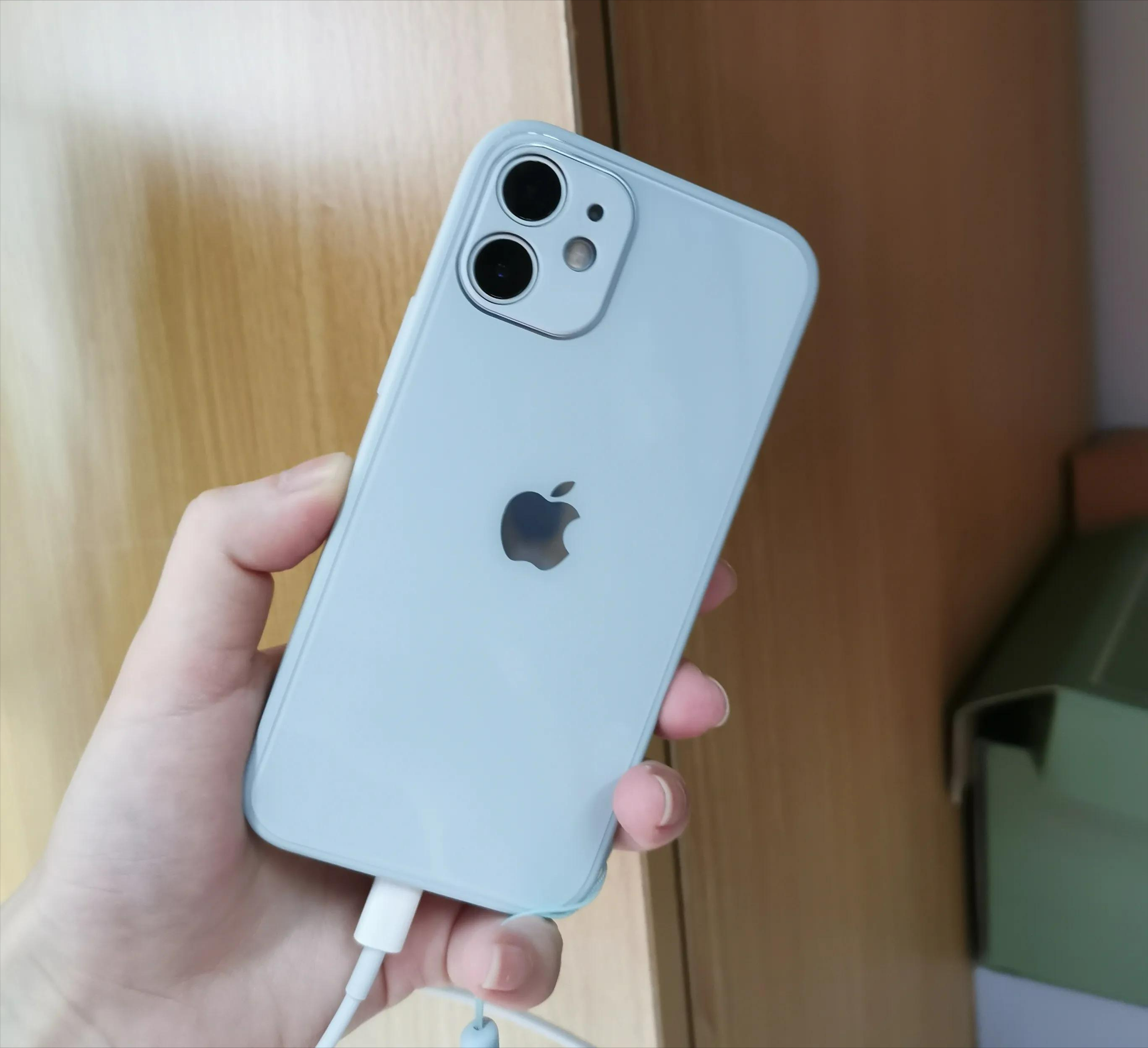 iphone12mini用了两个月卖掉了