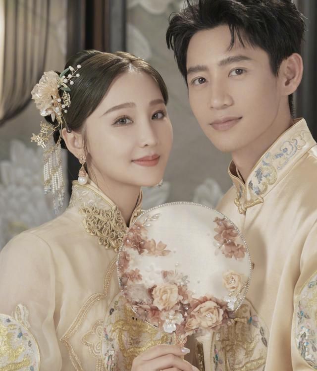 七夕的第一份狗粮,魏晨零点发婚纱照,十年长跑爱情令人羡慕