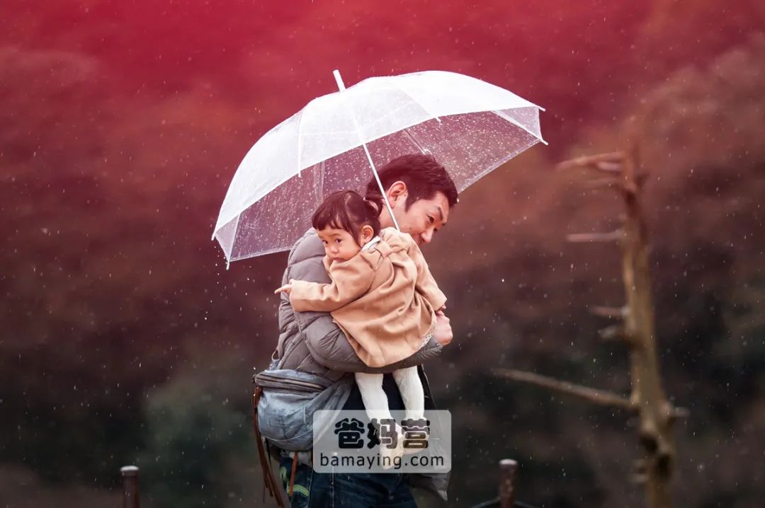 霍建华的「童年报复性补偿」，竟是买球鞋？孩子要买东西，我们都该满足吗？休闲区蓝鸢梦想 - Www.slyday.coM