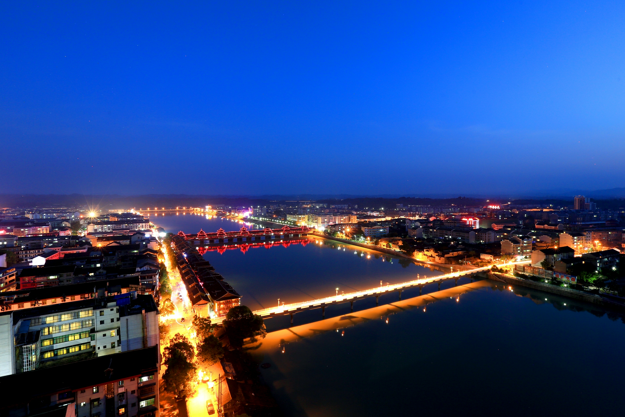 新华全媒湖南芷江从胜利之城到和平之城