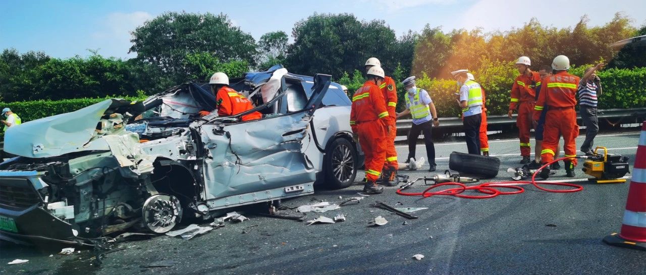 31岁企业家开 自动驾驶 出车祸离世 蔚来回应 新浪财经 新浪网