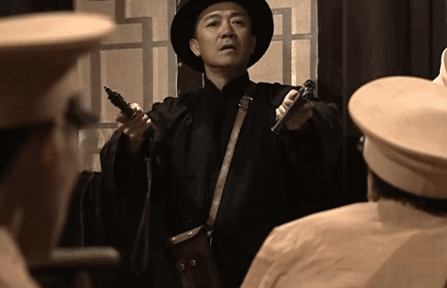 楚云飞和李云龙夜闯酒楼