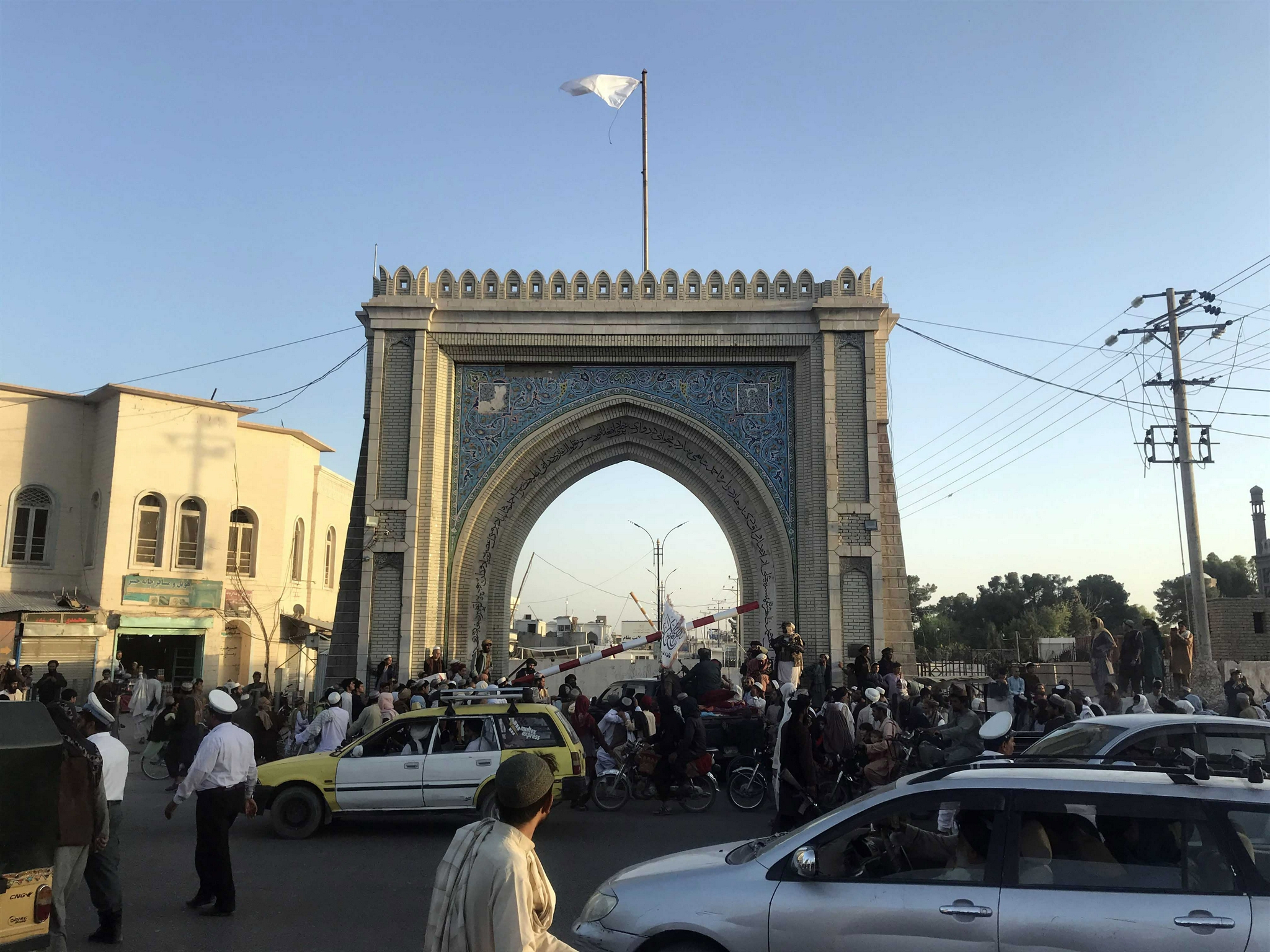 塔利班占领阿富汗第4大城市,距首都喀布尔仅11公里__财经头条