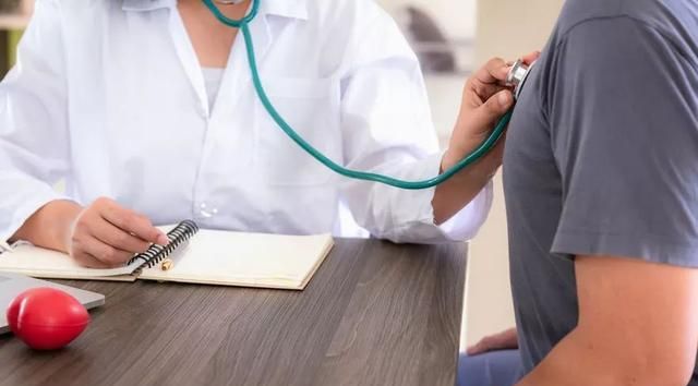 肿瘤专家们的防癌建议:比较重要的就是不要乱用“营养品”休闲区蓝鸢梦想 - Www.slyday.coM 肿瘤专家们的防癌建议:比较重要的就是不要乱用“营养品”休闲区蓝鸢梦想 - Www.slyday.coM